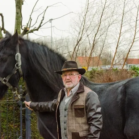 De Klaproos Bed & Breakfast Merkem